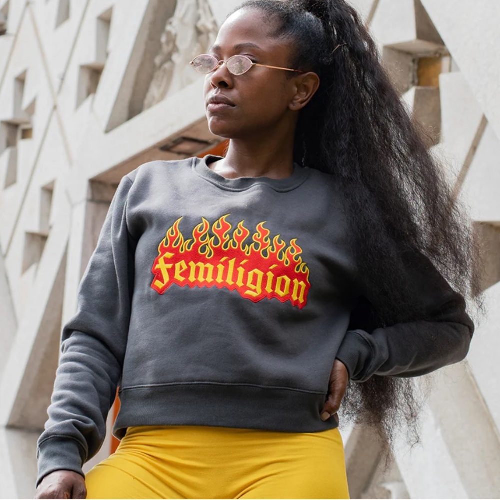 LA PIMBÊCHE Femiligion Grey Crewneck